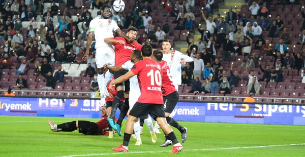 Hatayspor gümbür gümbür geliyor