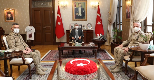 Tuğgeneral Okyar’dan, Vali Doğan’a Ziyaret