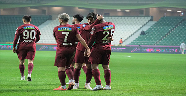 Spor Toto Süper Ligin 20.hafta karşılaşmasında Atakaş Hatayspor, Kasımpaşa deplasmanına