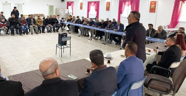 MHP’li Kaşıkçı Altınözü’nde vatandaşlarla buluştu