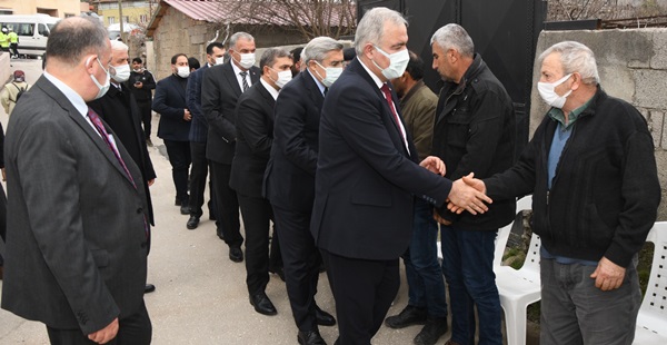 Başkan Yılmaz, şehidin ailesine taziye ziyaretinde bulundu