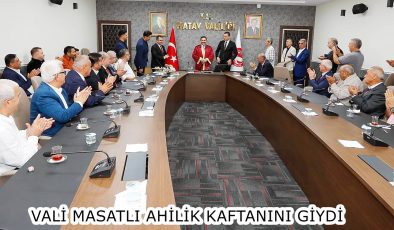 VALİ MASATLI AHİLİK KAFTANINI GİYDİ