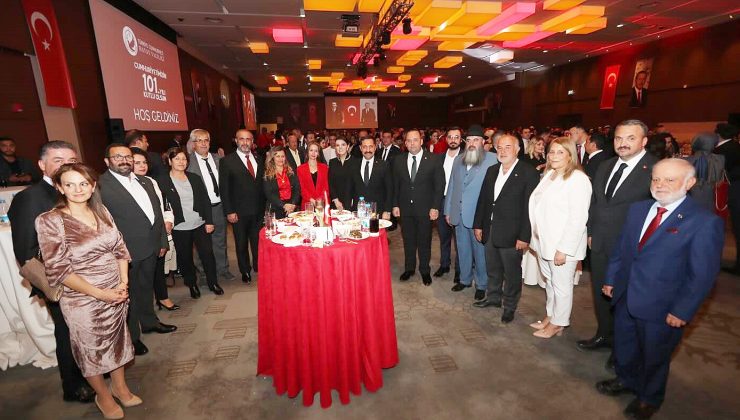 HATAY’DA 29 EKİM CUMHURİYET BALOSU GERÇEKLEŞTİ