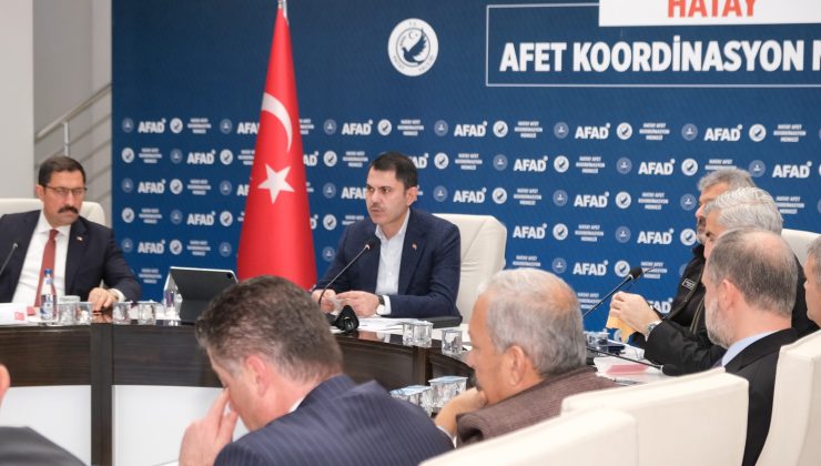 BAKAN MURAT KURUM HATAY’DA İL DEĞERLENDİRME TOPLANTISINA KATILDI