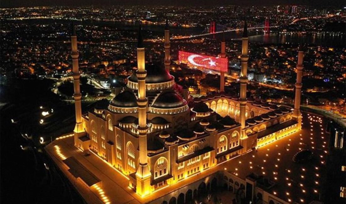 Diyanet İşleri Başkanı Prof. Dr. Ali Erbaş, sosyal medya hesaplarından