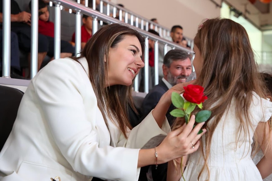 HATAY’DA UNUTURSAN YETİM KALIR PROGRAMI DÜZENLENDİ Cumhurbaşkanlığı himayelerinde, Hatay Valiliği ve Hatay Büyükşehir Belediyesi himayelerinde “Unutursan