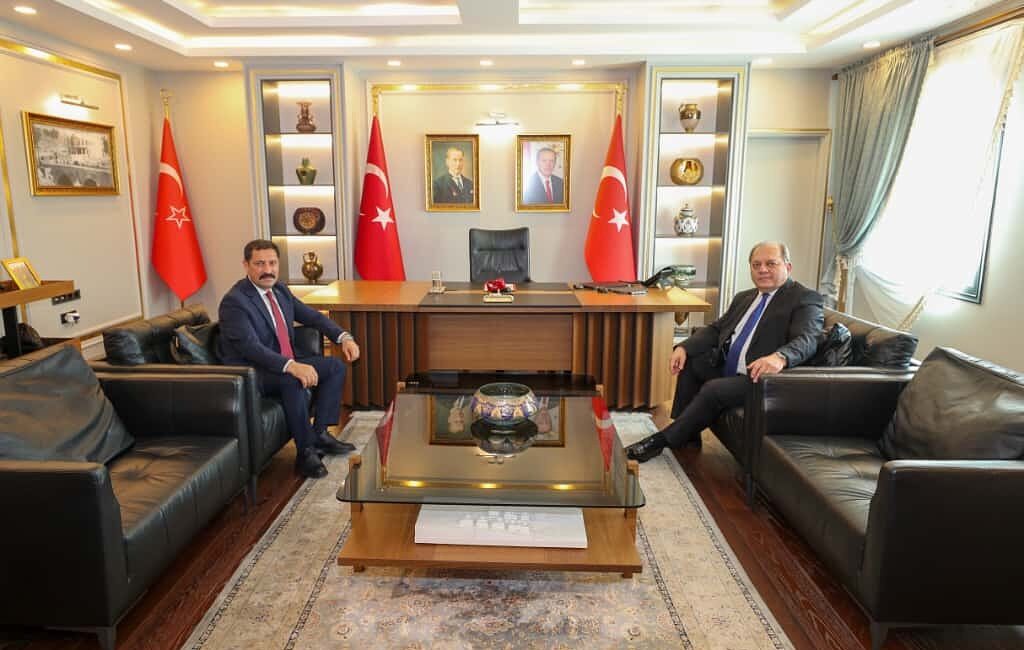 Hataylı hukukçuların gururu, Yargıtay Birinci Başkanı Ömer Kerkez, Hatay Valisi