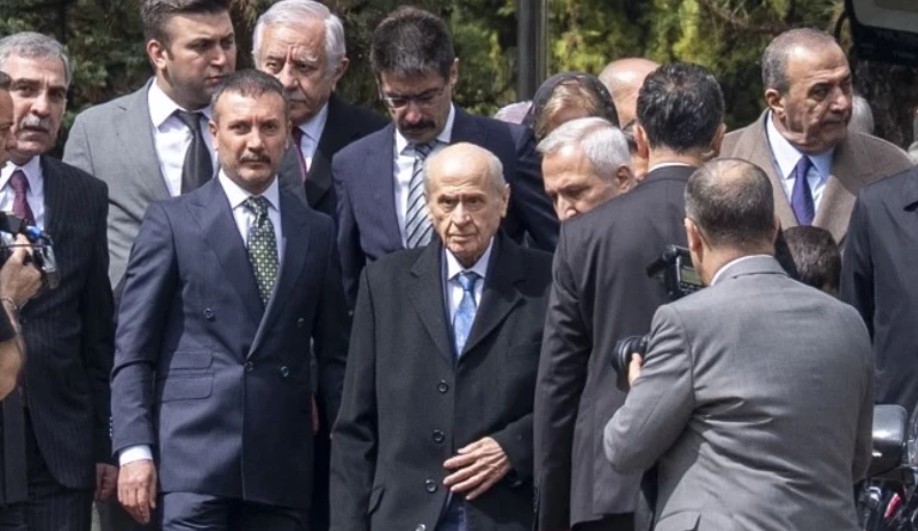 MHP Genel Başkanı Devlet Bahçeli, bayram namazı kılmasının ardından Alparslan