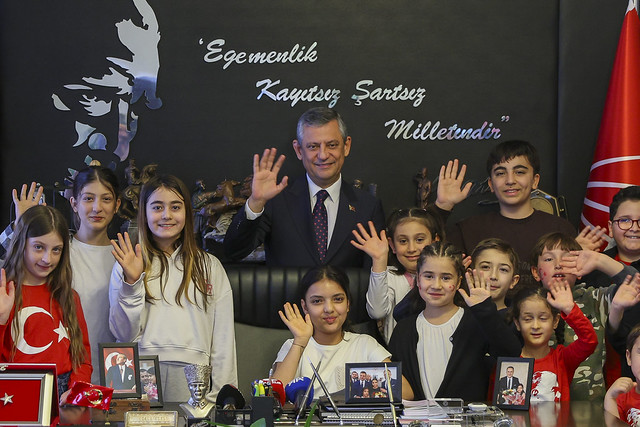 CHP Lideri Özgür Özel, 23 Nisan Ulusal Egemenlik ve Çocuk