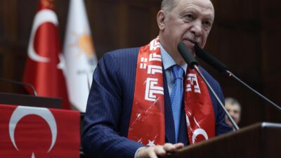 Cumhurbaşkanı Recep Tayyip Erdoğan, “Yolsuzluğu ihbar edenlerle, rüşvet verdim diyenlerle