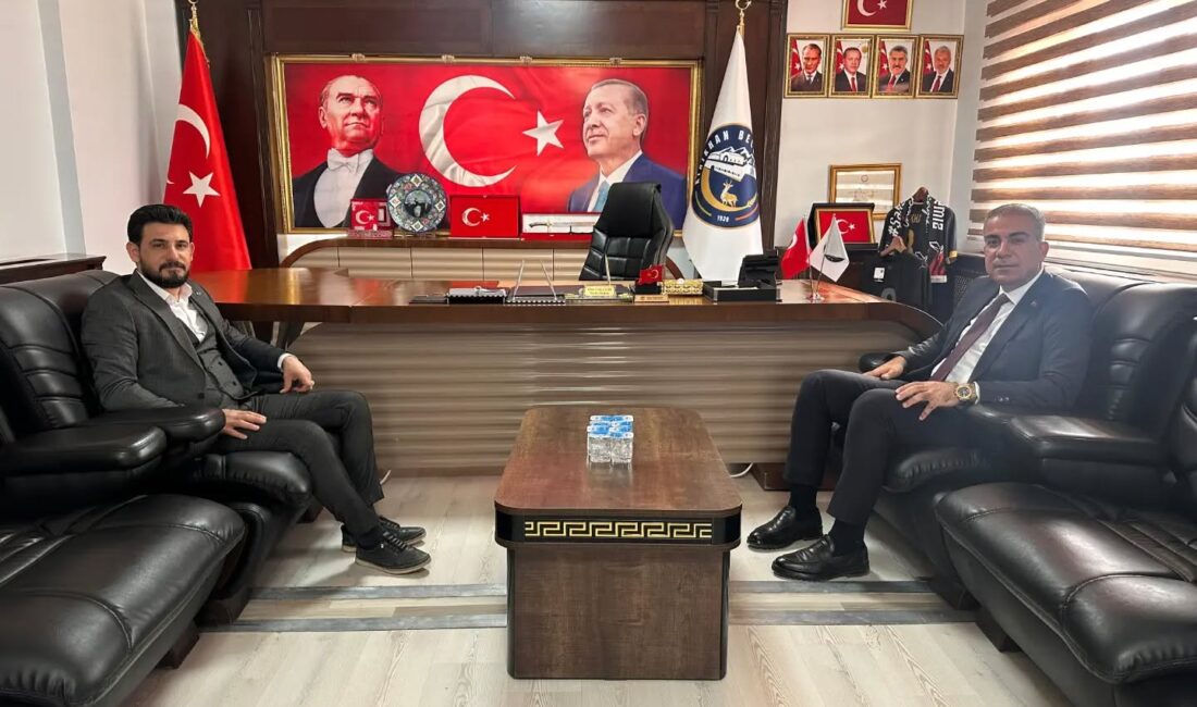 Gazetemiz Hatay Haber Gündem Gazetesi köşe yazarı Halil Kadir İşçioğlu,