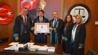 Hatay Barosu’nda staj dönemini tamamlayan Hatay Vali Yardımcısı Resul Yıldırım,