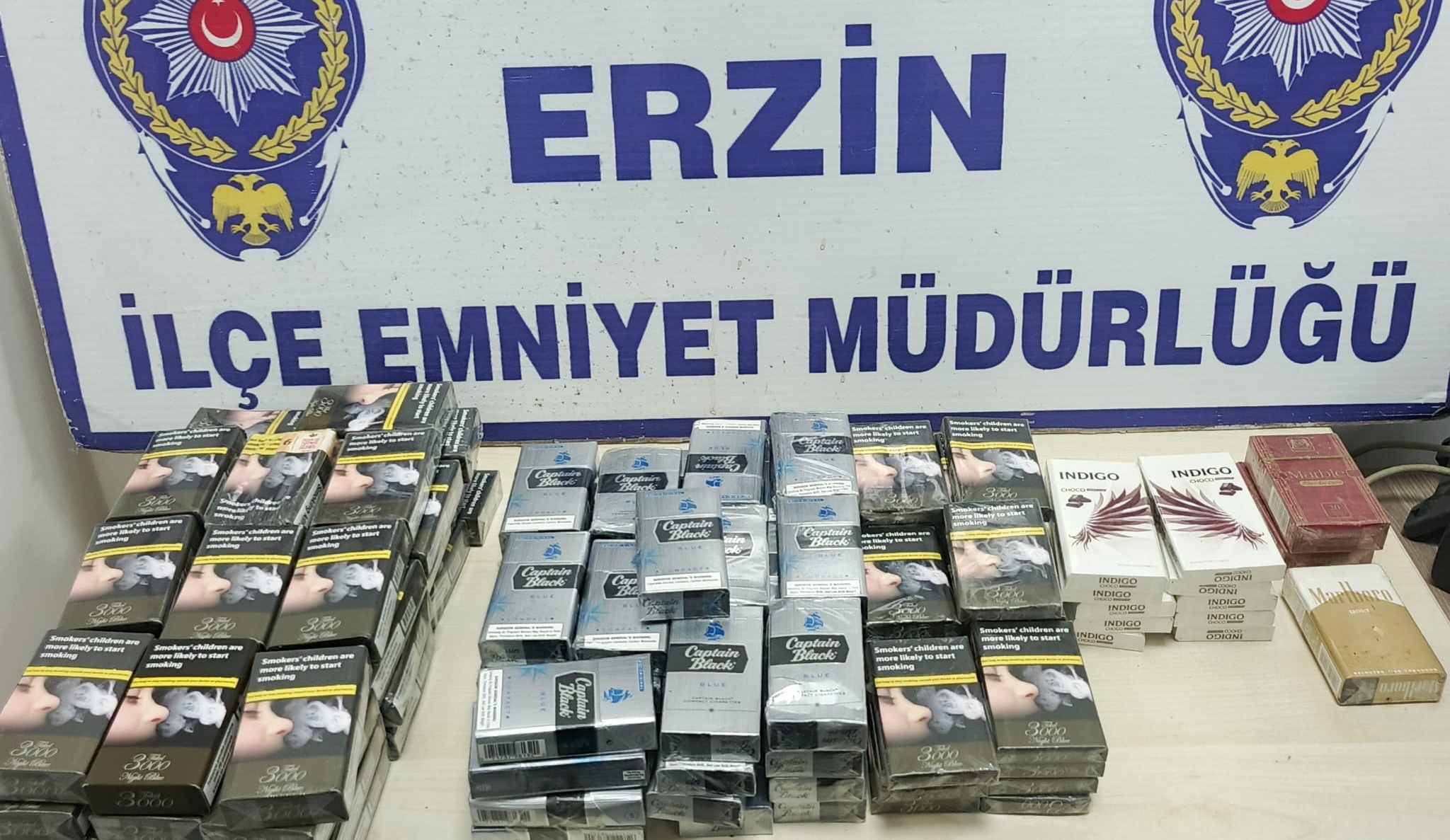 Hatay’ın Erzin ilçesinde gerçekleştirilen denetimde 128 paket gümrük kaçağı sigara