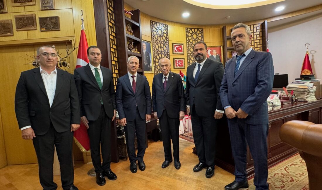 MHP Genel Başkanı Devlet Bahçeli, Hatay MKÜ Rektörü Veysel Eren,