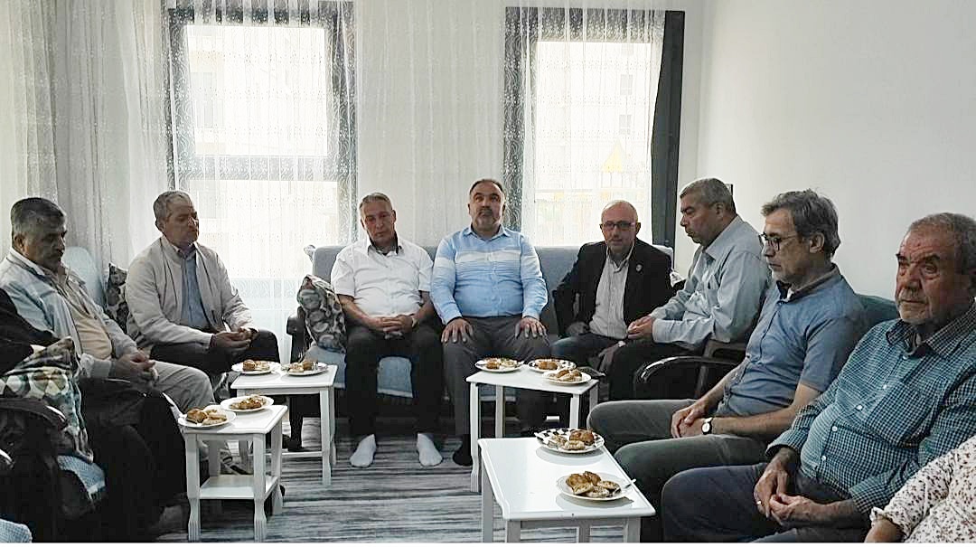 Hatay’ı derinden etkileyen 6 Şubat depremlerinin ardından Antakya Emek Mahallesi’nde