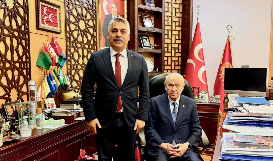 TAŞÇI’DAN BAHÇELİ’YE BAYRAM ÖNCESİ ZİYARET MHP Hatay İl Başkanı Metin Taşçı, Milliyetçi Hareket Partisi Genel