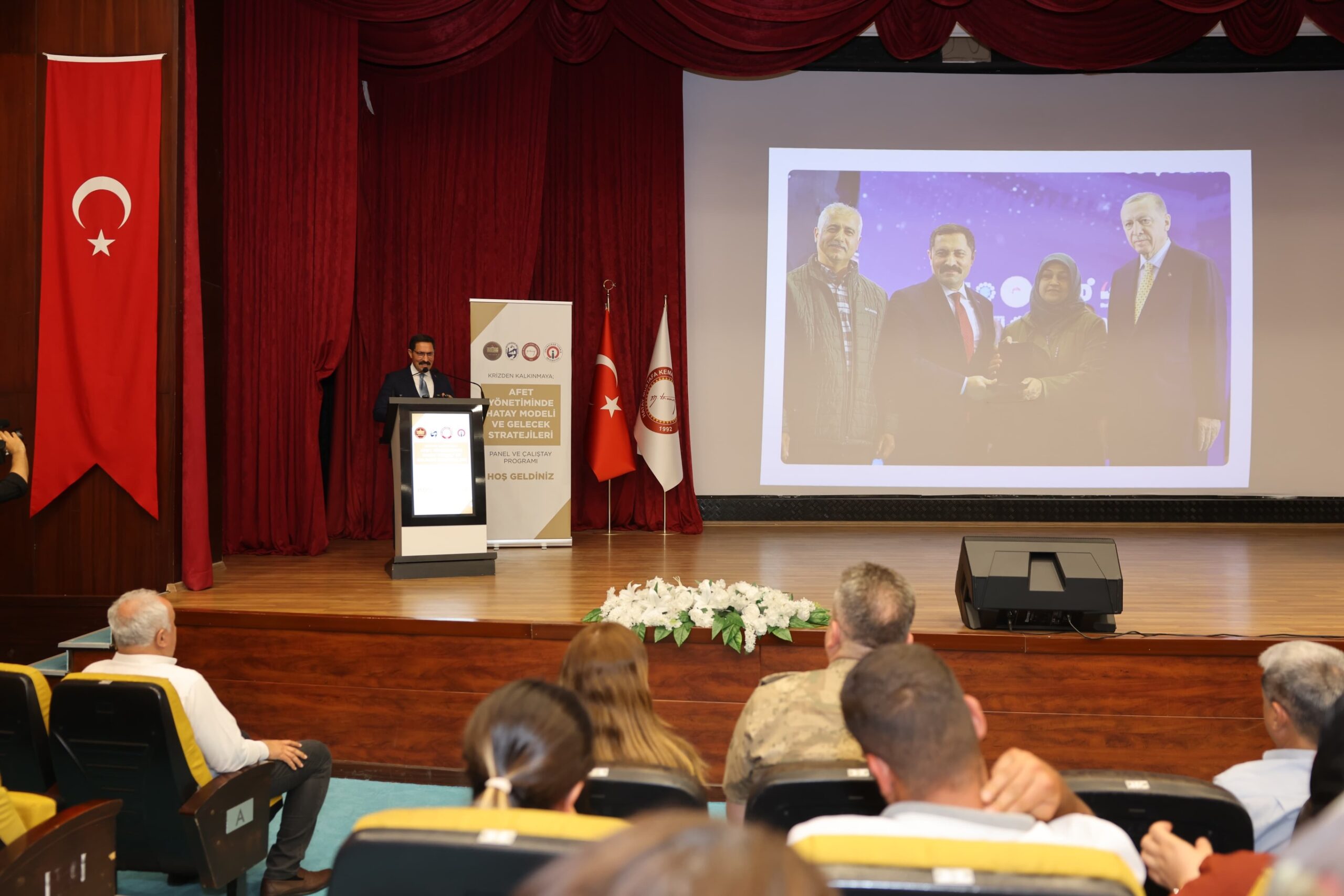 Hatay Valiliği koordinasyonunda, Hatay Büyükşehir Belediyesi, Hatay Mustafa Kemal Üniversitesi