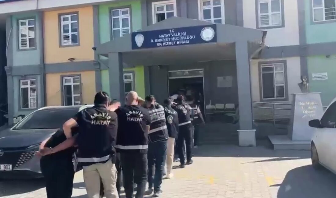 Hatay Emniyet Müdürlüğü ekiplerince, sosyal medya platformları üzerinden ruhsatsız silah