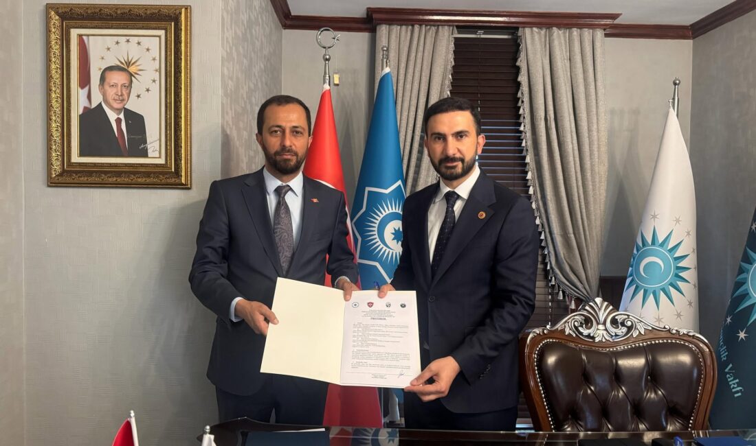 YALÇIN: “ATA SPORUMUZU GELECEĞE TAŞIYORUZ” Yayladağı Belediye Başkanı Mehmet Yalçın, ata sporu aba güreşinin küresel