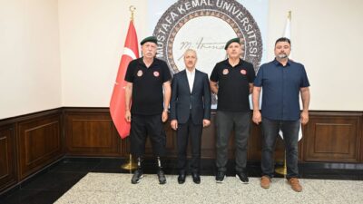 Hatay Mustafa Kemal Üniversitesi Rektörü Prof. Dr. Veysel Eren, Özel