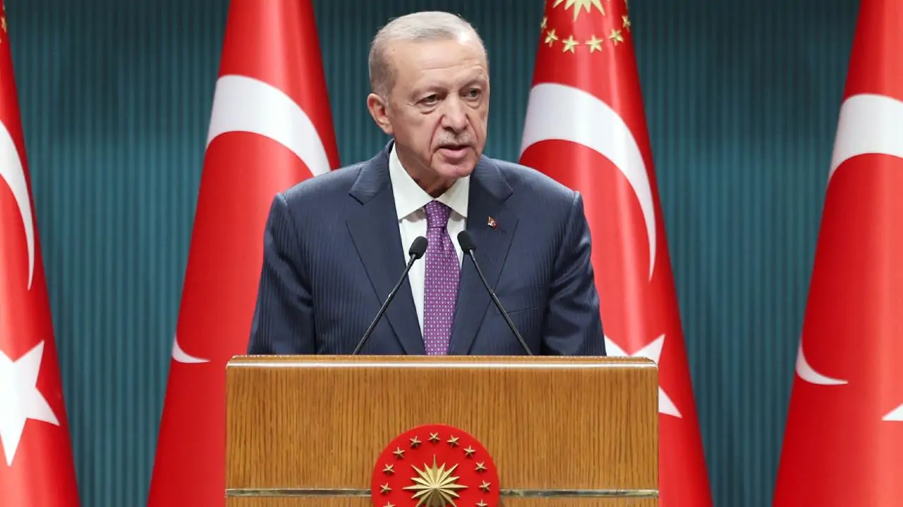 ERDOĞAN: ADAYLARIMIZI ARALIK AYININ ORTASINDA AÇIKLARIZ